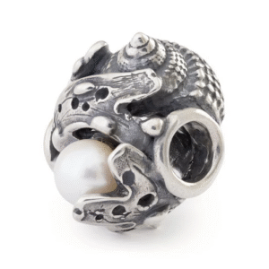 promessa dell'oceano beads argento 925 perla coltivata trollbeads TAGBE-00313 Il mare è un dono meraviglioso che ti cura il cuore. N. articolo: TAGBE-00313 Peso: Soren Nielsen Materiale Principale: Argento perla coltivata